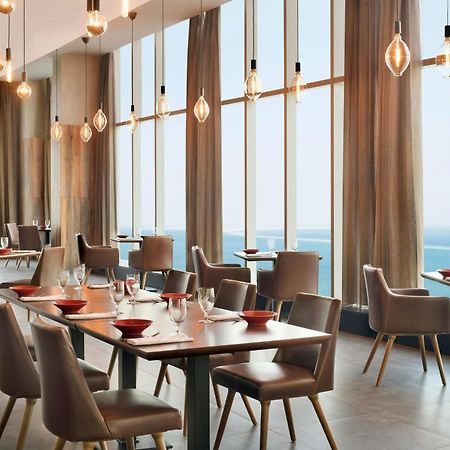 Delta Hotels By Marriott City Center الدوحة المظهر الخارجي الصورة The restaurant