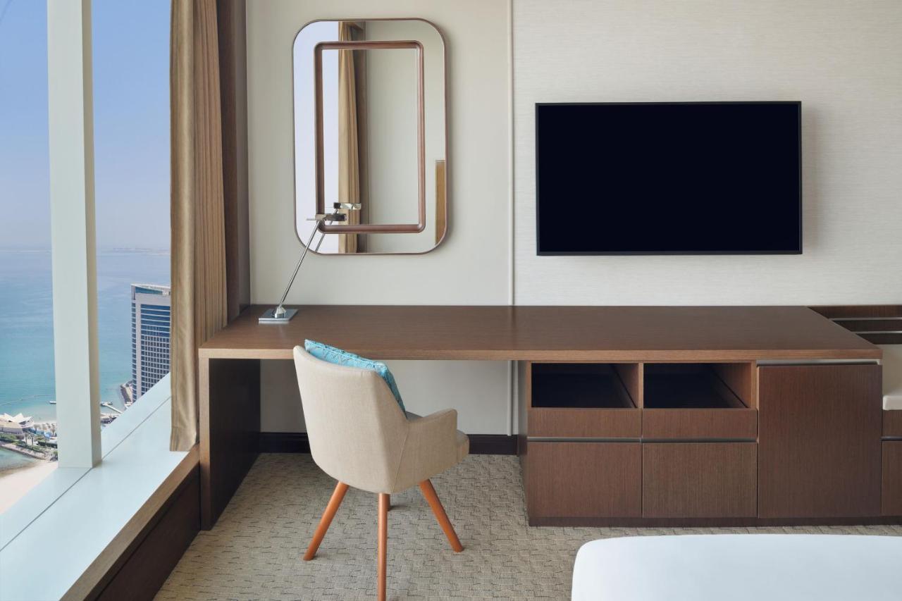 Delta Hotels By Marriott City Center الدوحة المظهر الخارجي الصورة A room at the hotel