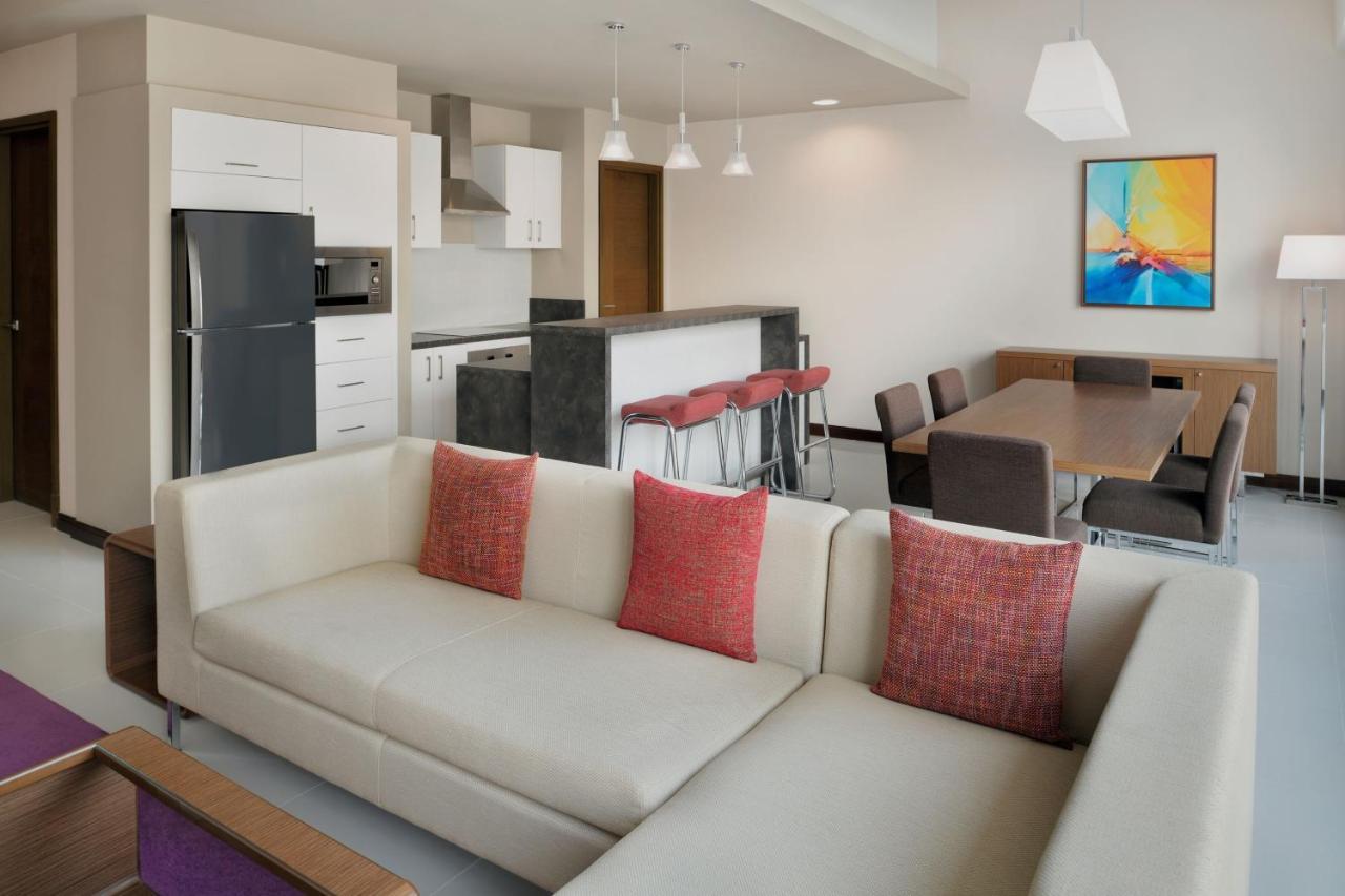 Delta Hotels By Marriott City Center الدوحة المظهر الخارجي الصورة A typical apartment interior