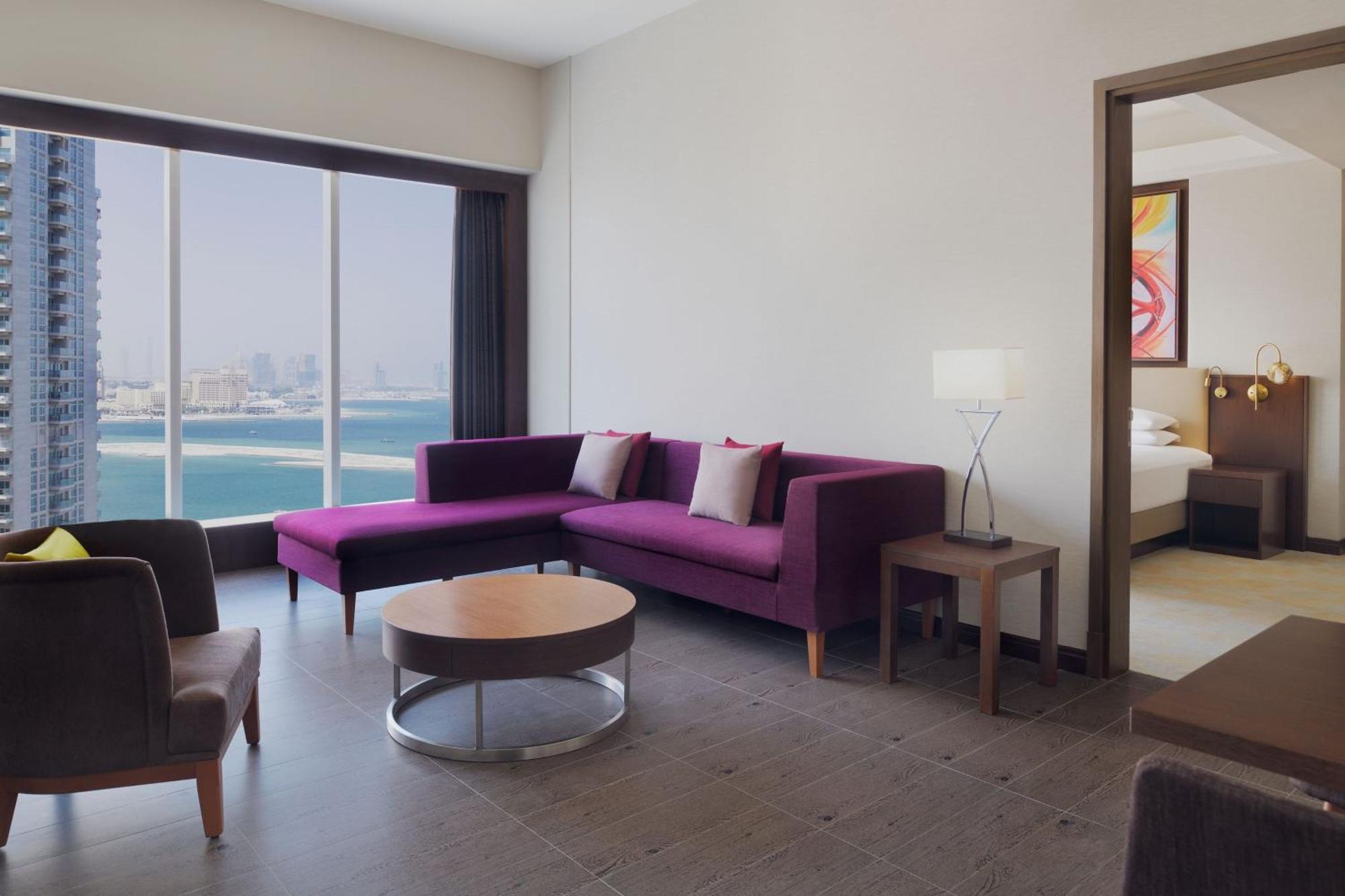 Delta Hotels By Marriott City Center الدوحة المظهر الخارجي الصورة Suite