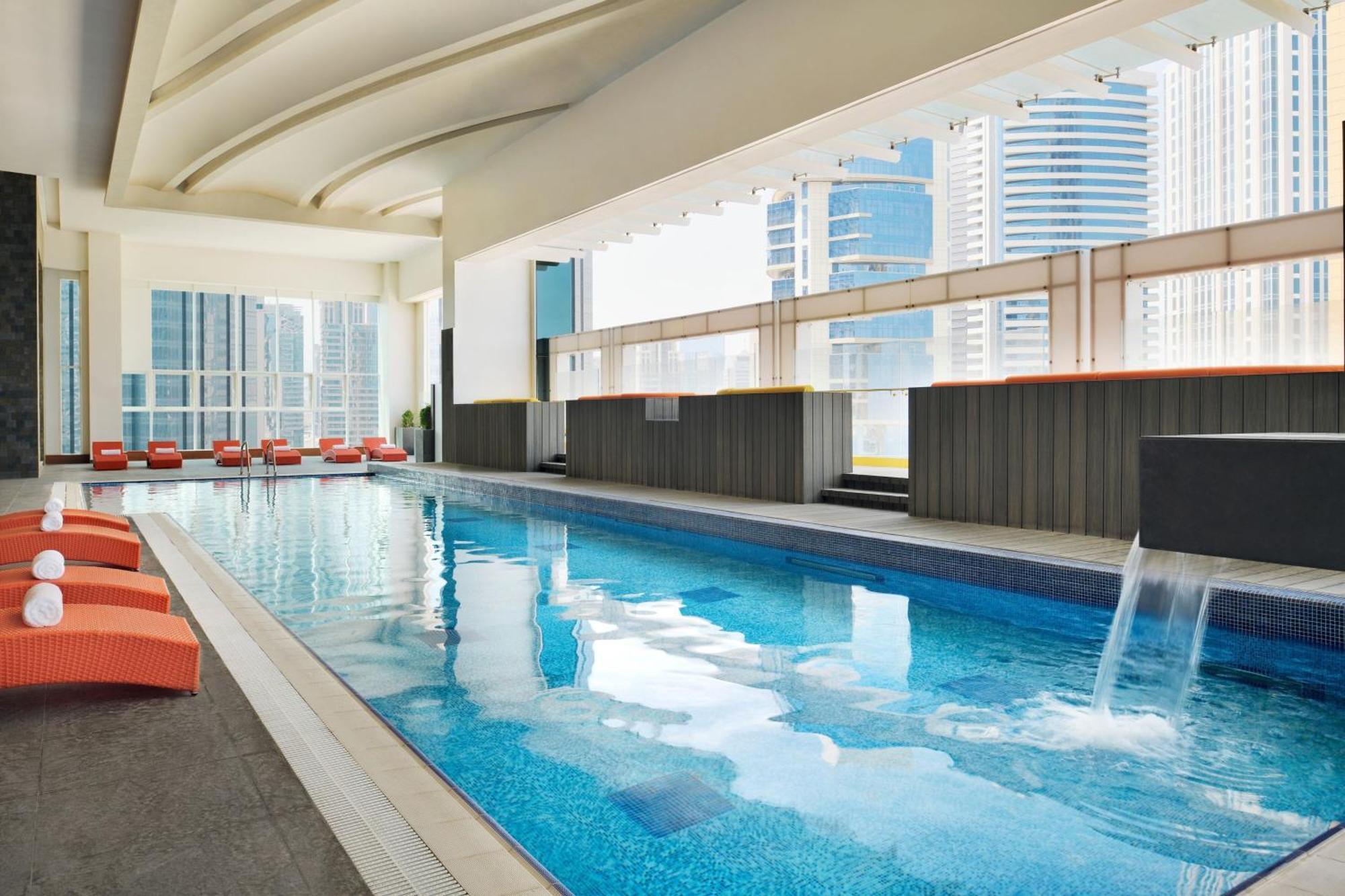 Delta Hotels By Marriott City Center الدوحة المظهر الخارجي الصورة The swimming pool at the 39th floor